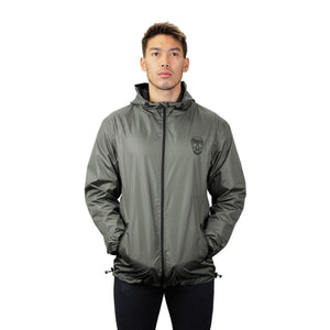 Gymreapers windbreaker in gray on model
