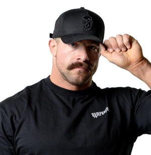 5 panel hat black