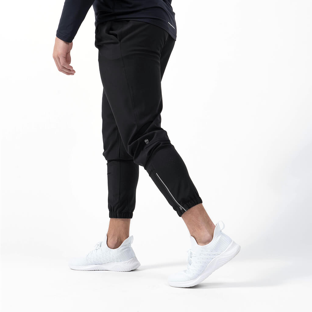 performance jogger black front